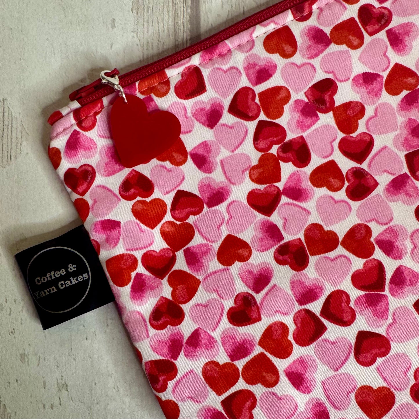 Love Hearts Zipped Project Bag - Small/Sock Size