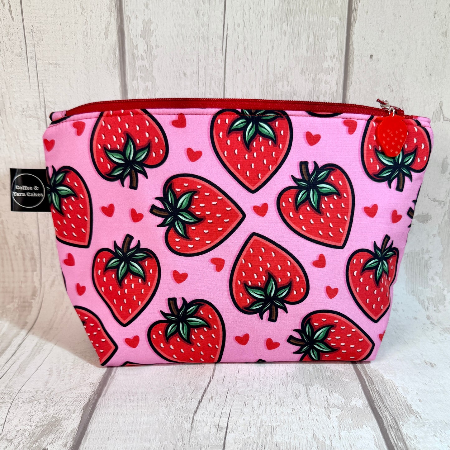 Strawberry Love Zipped Project Bag - Small/Sock Size