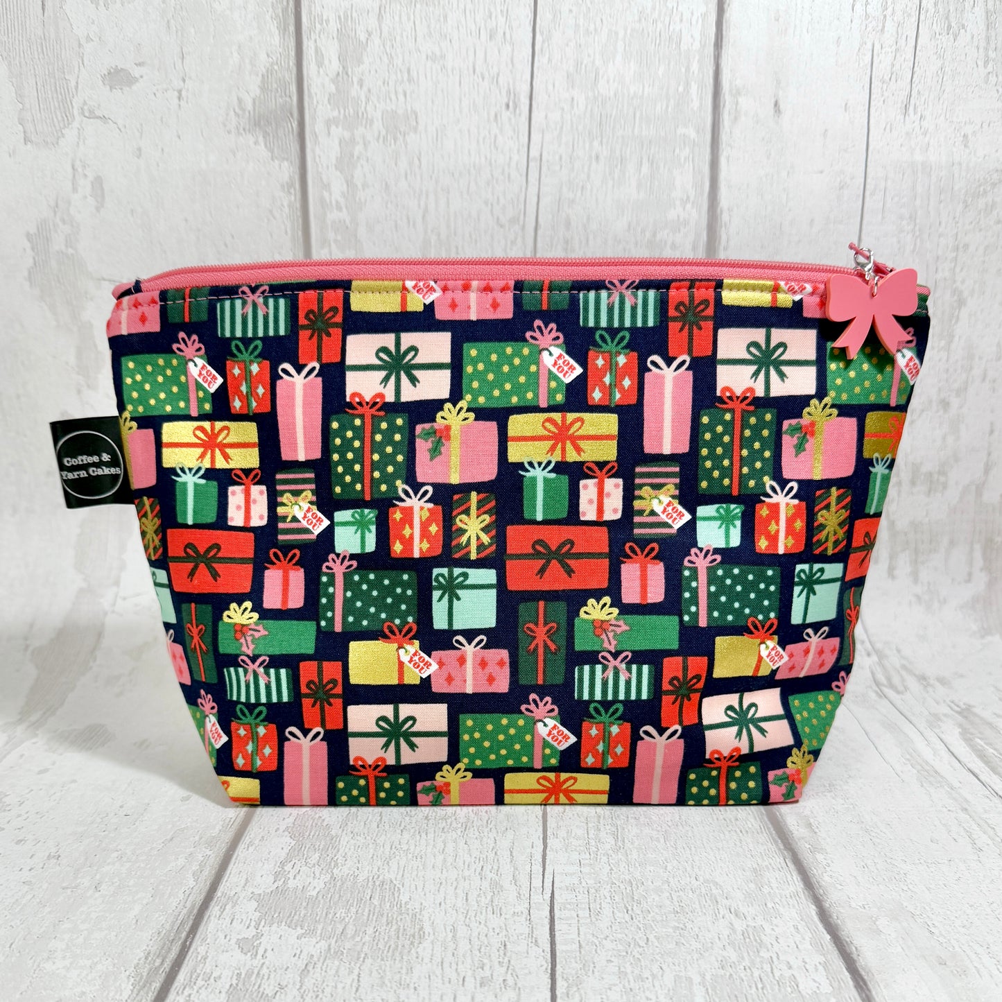 Holiday Gifts Zipped Project Bag - Small/Sock Size