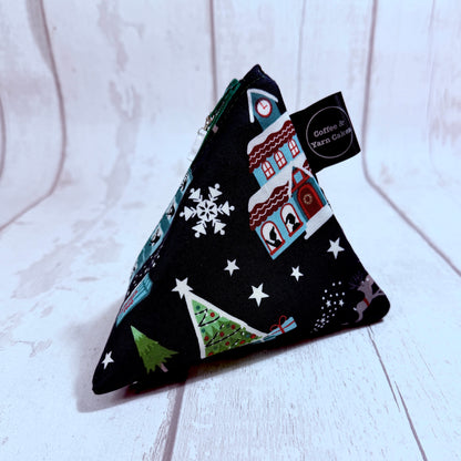 Christmas Time Zipped Fabric Pyramid Notions Pouch