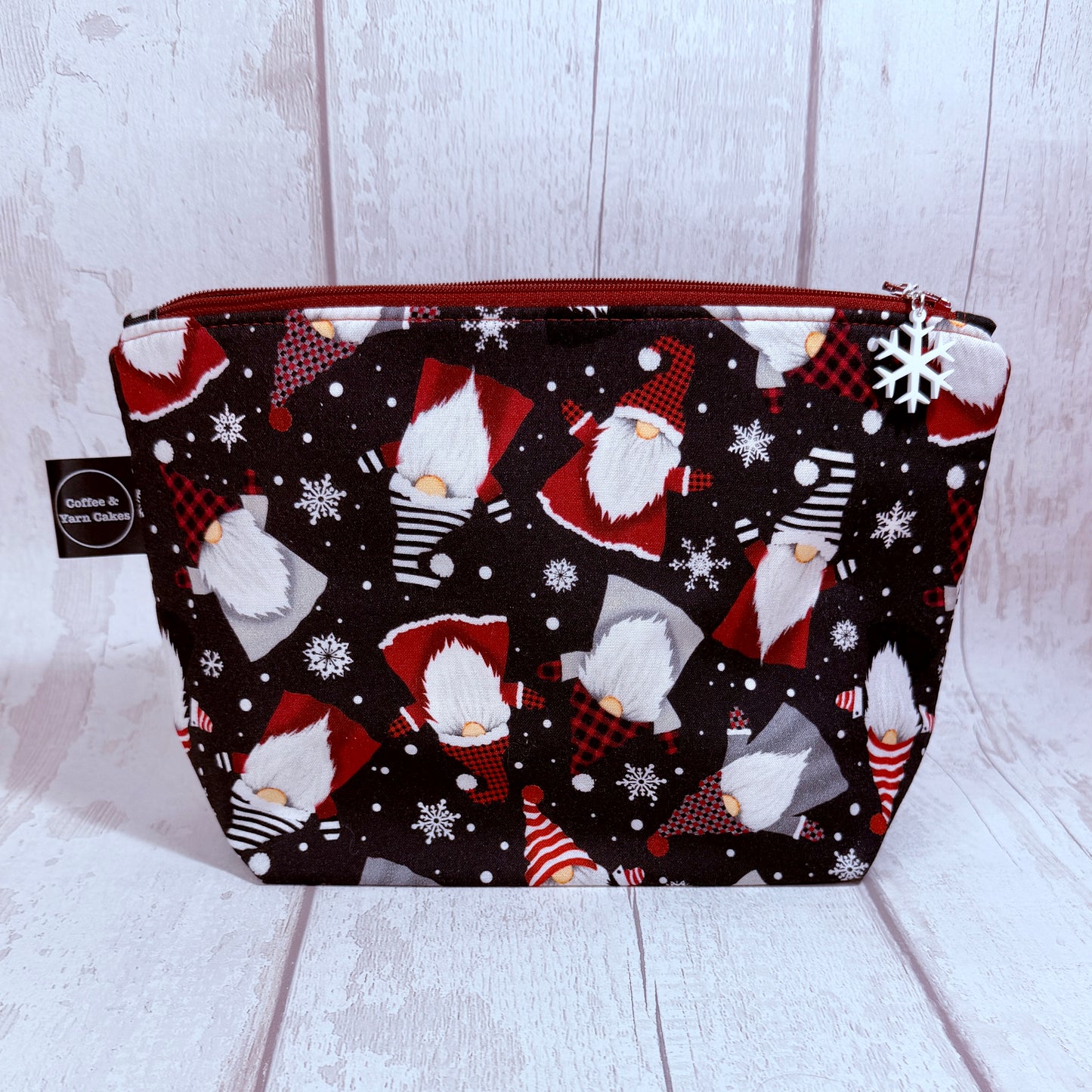 Snowflake Gnomes Zipped Project Bag - Small/Sock Size