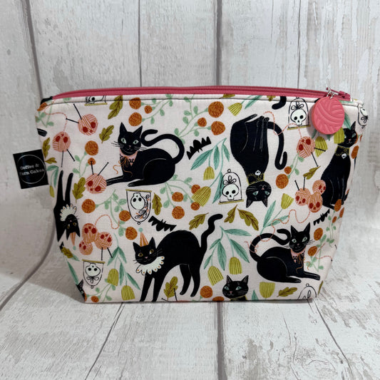 Boo Cats Zipped Project Bag - Small/Sock Size