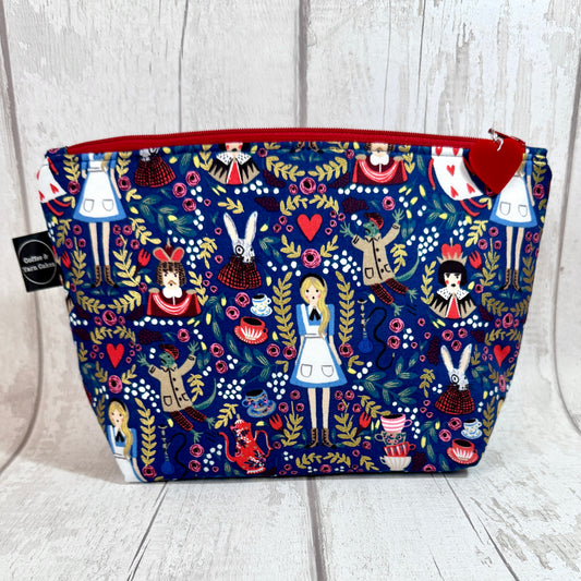 Alice In Wonderland Zipped Project Bag - Small/Sock Size
