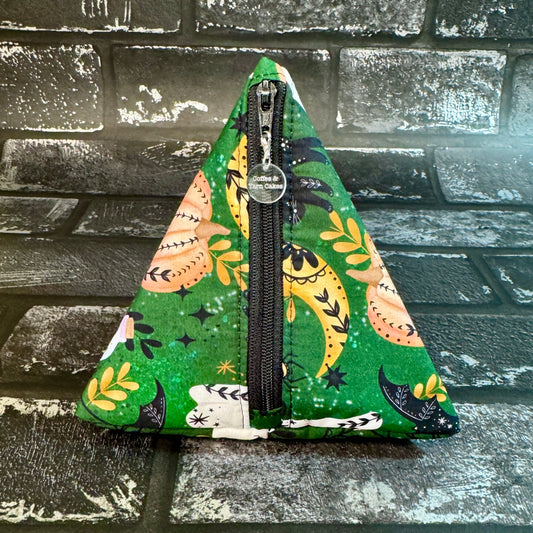 Spookaween Zipped Fabric Pyramid Notions Pouch