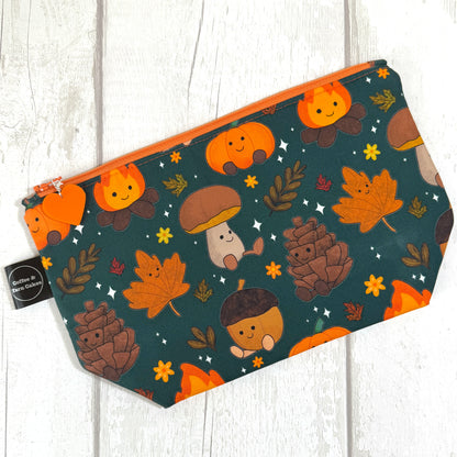 Autumn Friends Zipped Project Bag - Small/Sock Size
