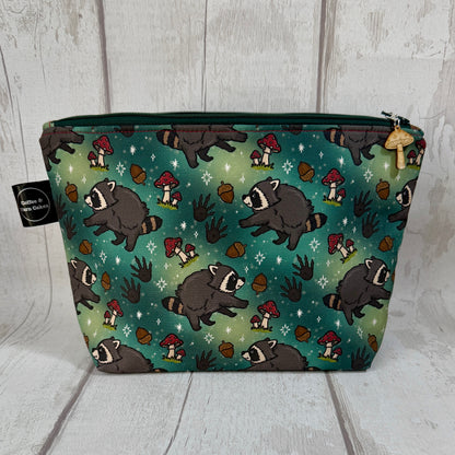 Jimothy Raccoon Zipped Project Bag - Small/Sock Size
