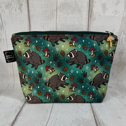 Jimothy Raccoon Zipped Project Bag - Small/Sock Size
