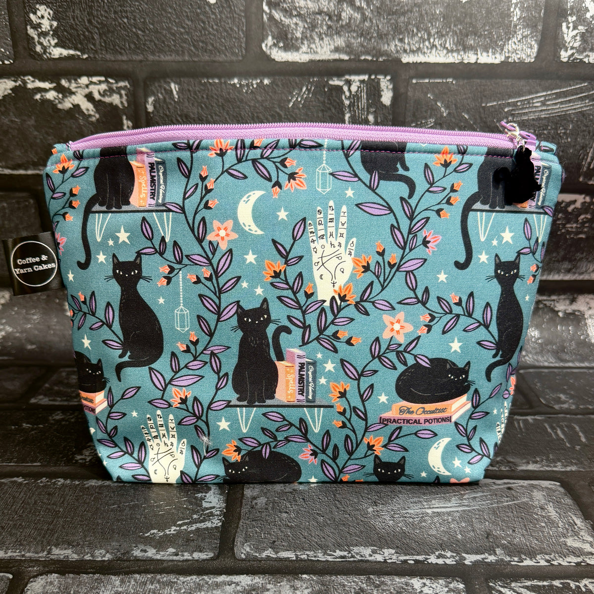 Spellbound Cats Zipped Project Bag - Small/Sock Size
