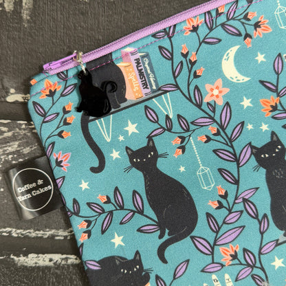 Spellbound Cats Zipped Project Bag - Small/Sock Size