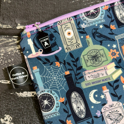 Spellbound Potions Zipped Project Bag - Small/Sock Size