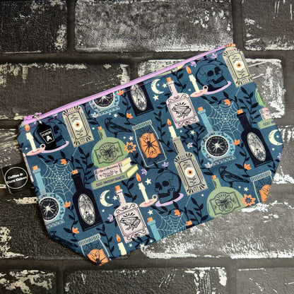 Spellbound Potions Zipped Project Bag - Small/Sock Size