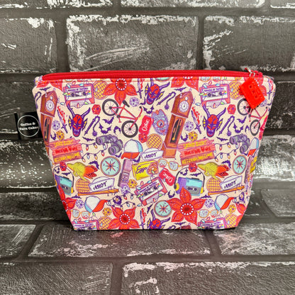 Welcome To Hawkins Zipped Project Bag - Small/Sock Size