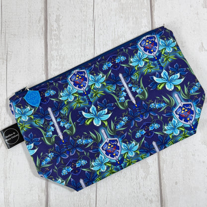 Sword & Shield Zipped Project Bag - Small/Sock Size