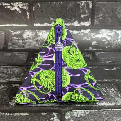 Xenomorph Alien Zipped Fabric Pyramid Notions Pouch